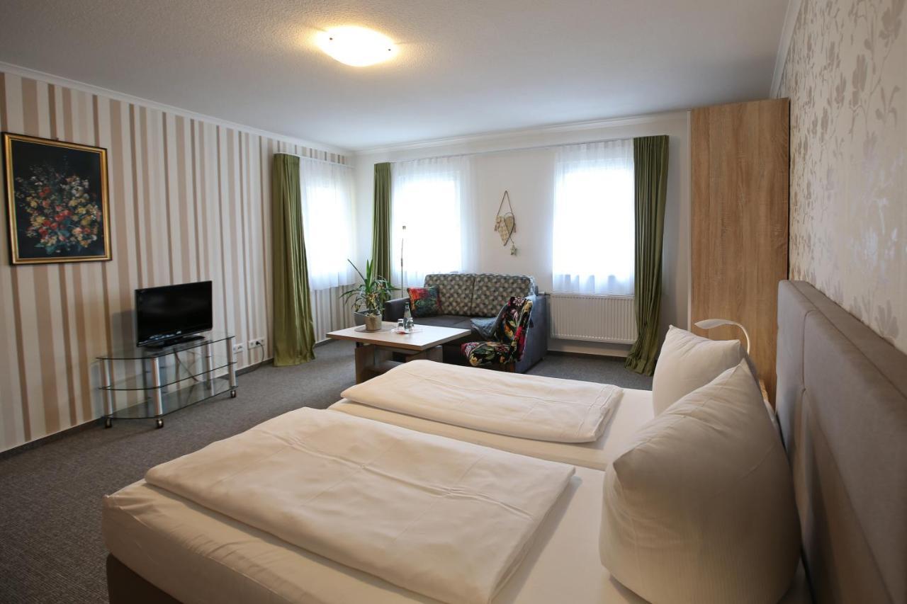 Hotel Wehlener Hof シュタット・ヴェーレン エクステリア 写真