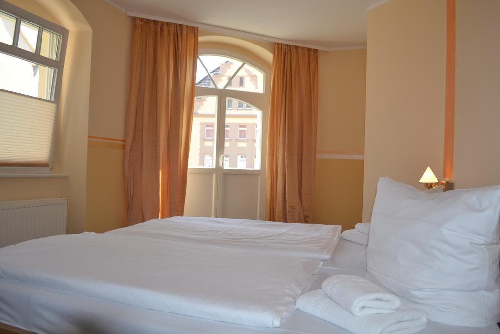 Hotel Wehlener Hof シュタット・ヴェーレン エクステリア 写真