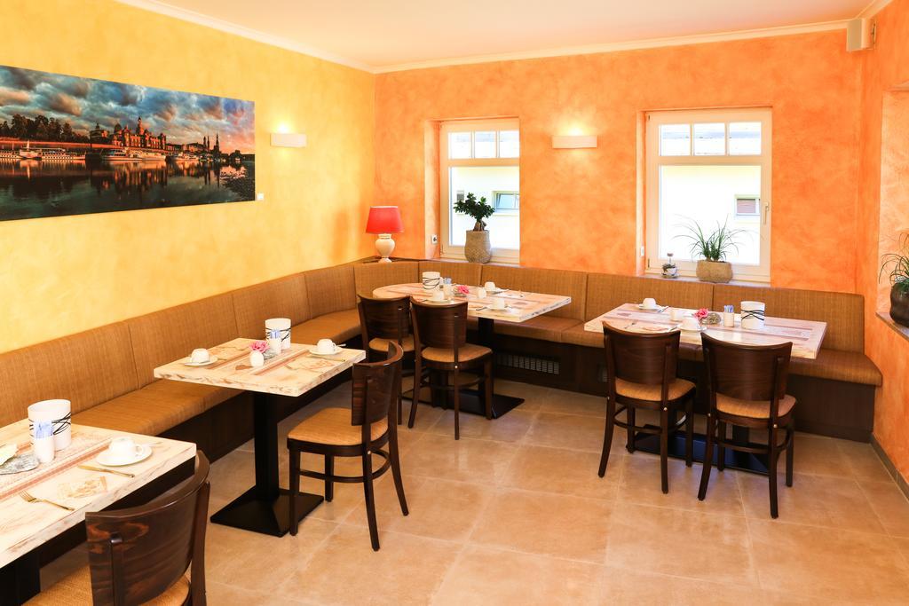 Hotel Wehlener Hof シュタット・ヴェーレン エクステリア 写真