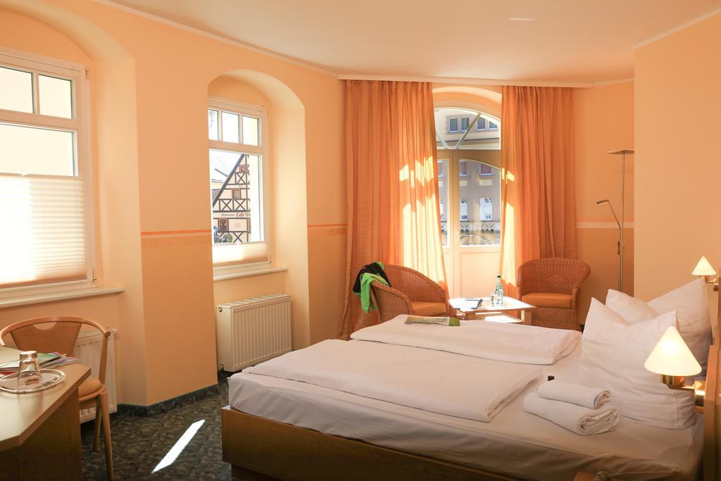 Hotel Wehlener Hof シュタット・ヴェーレン エクステリア 写真